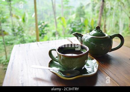 Thé relaxant de Kopi Lumak. Il est un café de spécialité qui est digéré par, fermenté à l'intérieur et excrété par le civet asiatique de palmier. Banque D'Images