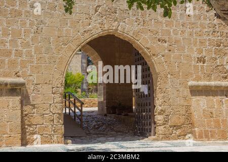 Monastère Ayia Napa, Chypre. Le site culturel de plus à visiter dans la ville, le bâtiment actuel date d'environ 1500. Banque D'Images