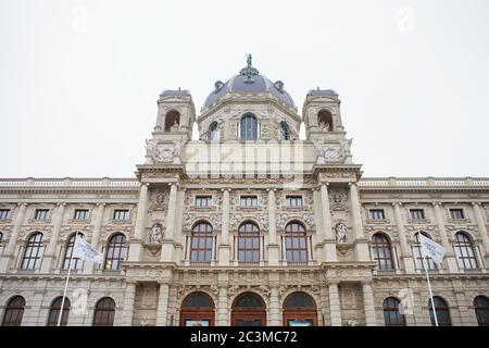 Vienne, Autriche - 25 novembre 2018 : Musée des beaux-arts de la place Maria-Theresa, Vienne, Autriche Banque D'Images