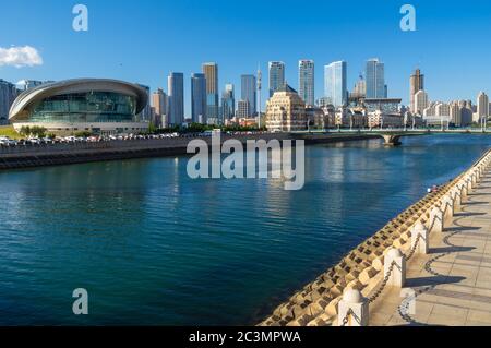 Le paysage de la baie de Xinghai à la fin de l'été, Dalian, Chine Banque D'Images