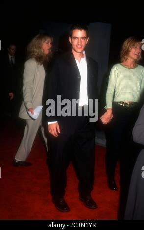 Burbank, Californie, États-Unis 18 octobre 1995 l'acteur Dermot Mulroney assiste à la première de Warner Bros. Pictures 'copycat' le 18 octobre 1995 aux studios Warner Bros à Burbank, Californie, États-Unis. Photo par Barry King/Alay stock photo Banque D'Images