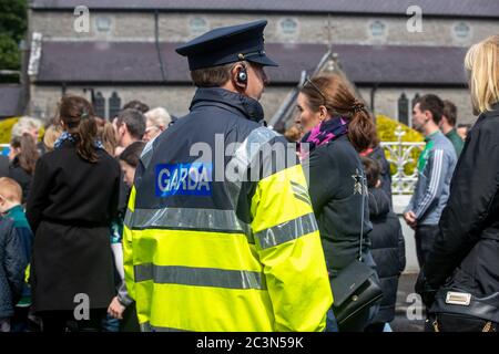 Charlestown, Co Mayo, Irlande. 21 juin 2020. Le détective Garda Colm Horkan a été mis au repos aujourd'hui avec des milliers de personnes qui ont payé leur respect à la Garda assassinée. Stuart Silver, 44 ans, reste en détention pour suspicion de meurtre de Garda Horkan. Crédit : Actualités en direct Eoin Healy/Alay Banque D'Images