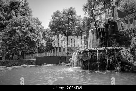 3 juin 2018 - Bagnaia, Latium, Italie - Villa Lante est un jardin maniériste de surprise près de Viterbo, en Italie centrale, attribué à Jacopo Barozzi da Vign Banque D'Images