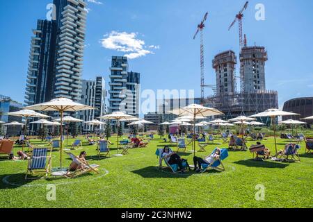 Milan, première journée de Lido Bam à la Biblioteca degli Alberi. (Francesco Bozzo/Fotogramma, Milan - 2020-06-21) p.s. la foto e' utilizzabile nel rispetto del contento in cui e' stata scattata, e senza intento diffamatorio del decoro delle persone rappresentate Banque D'Images