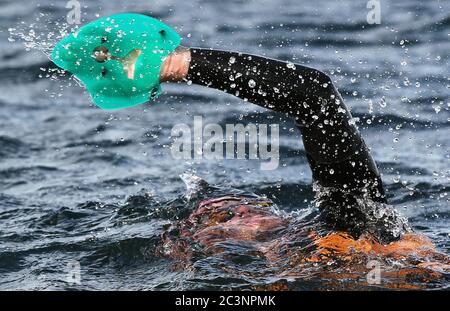 Utö, Suède 2011-09-05 Ö à Ö est une compétition de natation annuelle récurrente qui a lieu le premier lundi de septembre dans l'archipel de Stockholm, de Sandhamn à Utö. Photo Jeppe Gustafsson Banque D'Images