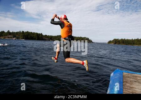 Utö, Suède 2011-09-05 Ö à Ö est une compétition de natation annuelle récurrente qui a lieu le premier lundi de septembre dans l'archipel de Stockholm, de Sandhamn à Utö. Photo Jeppe Gustafsson Banque D'Images