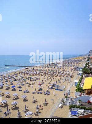 Vue sur la plage, Lido di Jesolo, province de Venise, région de Vénétie, Italie Banque D'Images