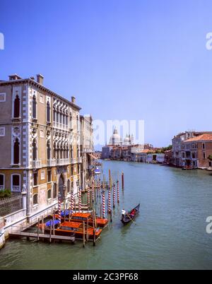 Grand Canal de Ponte dell'Accademia, Venise (Venise), région de Vénétie, Italie Banque D'Images