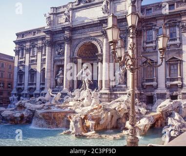 La Fontaine de Trevi (Fontana di Trevi), Trevi, Rome (Roma), Lazio Region, Italie Banque D'Images