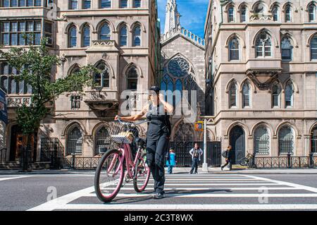 L'église Grace Episcopal Broadway East Village New York renaissance gothique Banque D'Images