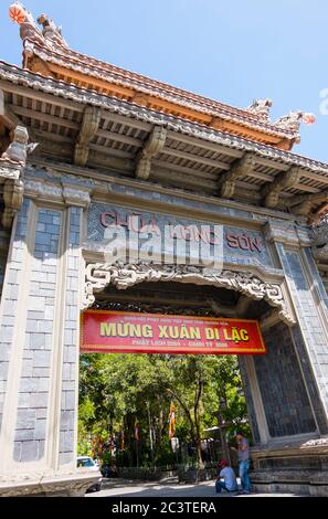 Gate, Choa long son, pagode long son, Nha Trang, Vietnam, Asie Banque D'Images