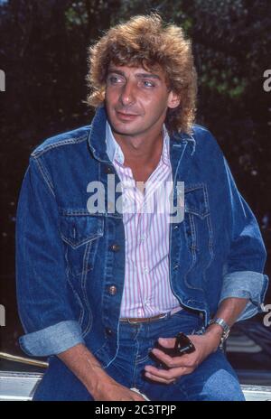 Barry Manilow rencontre la presse à Londres avant son concert au Palais de Blenheim le 27 août 1983 Banque D'Images