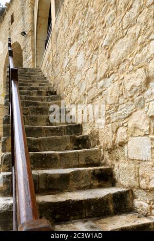 Escalier en pierre dans le monastère Saint d'Agios Neophytos près du village de Tala, Chypre Banque D'Images