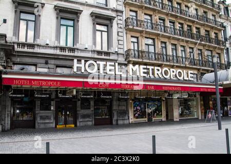 Façade avec lettres de l'hôtel Métropole à Bruxelles. L'hôtel Métropole est un établissement 5 étoiles situé sur la place de Brouckère, au coeur de Banque D'Images