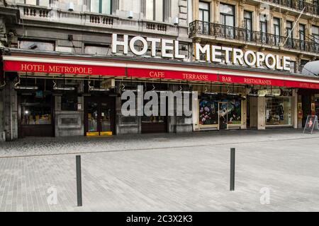 Façade avec lettres de l'hôtel Métropole à Bruxelles. L'hôtel Métropole est un établissement 5 étoiles situé sur la place de Brouckère, au coeur de Banque D'Images