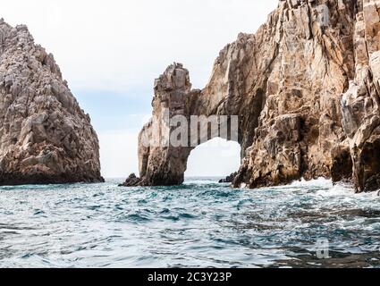 Lands End et El Arco, Cabo San Lucas, Colombie-Britannique, Mexique. Banque D'Images