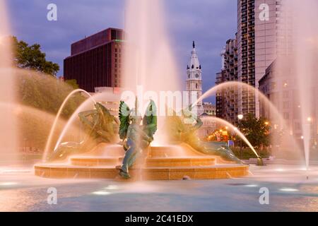 Logan Square Fountain, Parkway Museum District, Philadelphie, Pennsylvanie, États-Unis Banque D'Images