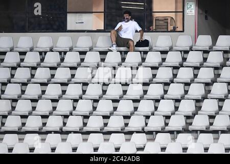 Turin, Italie. 23 juin 2020. TURIN, ITALIE - 23 juin 2020 : Simone Verdi du FC Torino participe au match de football de la série A entre le FC Torino et le Calcio Udinese. (Photo de Nicolò Campo/Sipa USA) crédit: SIPA USA/Alay Live News Banque D'Images