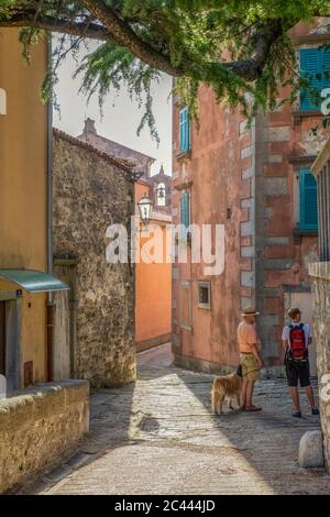 Croatie, Istrie, Labin, Alley dans la vieille ville Banque D'Images