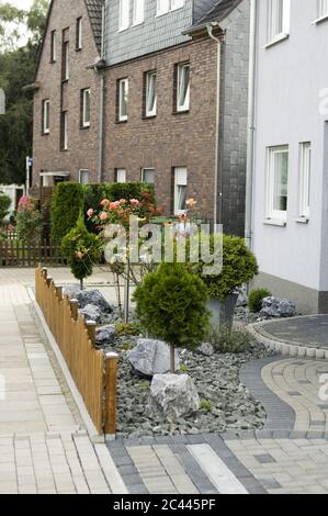 Maisons avec jardin à l'avant Banque D'Images