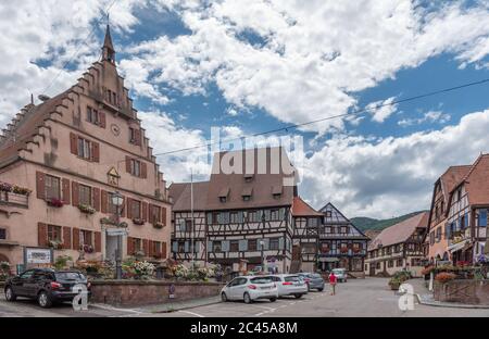 Dambach-la-ville, Alsace, France Banque D'Images