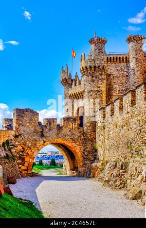 Château des templiers, Ponferrada, Castille et León, Espagne Banque D'Images