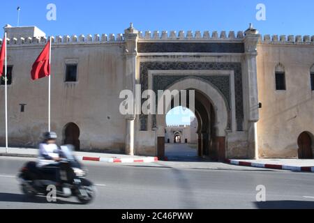 FES, Maroc. 27 février 2020. Architecture traditionnelle à Fès, Maroc, 27 février 2020. Crédit : Mark Hertzberg/ZUMA Wire/Alay Live News Banque D'Images