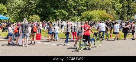 Tacoma, WA, USA 6/19/2020, rassemblement de jeunes et mars pour dire leurs noms, Black Lives Mater au parc de Wapato Banque D'Images