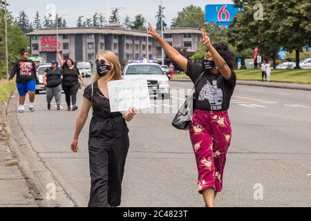 Tacoma, WA, USA 6/19/2020, rassemblement de jeunes et mars pour dire leurs noms, Black Lives Mater au parc de Wapato Banque D'Images