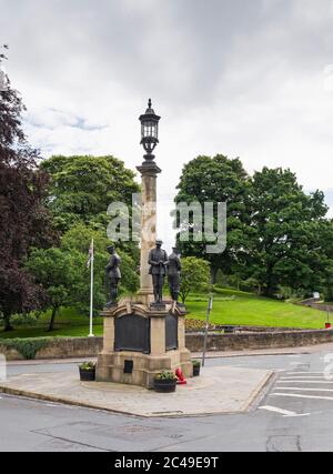 Monument commémoratif classé de deuxième année de la première et deuxième Guerre mondiale à alnwick, Northumberland, Royaume-Uni Banque D'Images