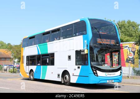 STAGECOACH SUD-EST BUS À DOUBLE ÉTAGE DANS LA NOUVELLE DÉCORATION 2020 AVEC 'BUS FULL SOCIAL DISTANCE' EN RAISON DE LA PANDÉMIE DE CORONAVIRUS COVID 19 Banque D'Images