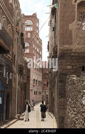 Maisons traditionnelles du Yémen. Sanaa, qui est inscrite au patrimoine mondial de l'UNESCO, possède de nombreuses maisons traditionnelles. Banque D'Images