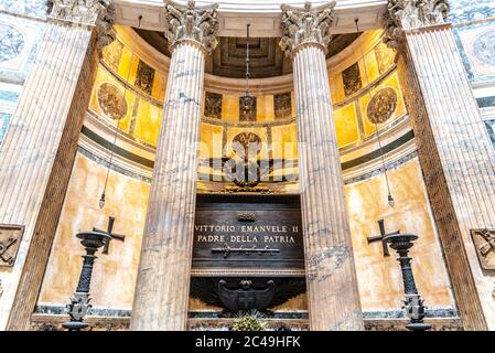 ROME, ITALIE - 05 MAI 2019 : tombe du roi Vittorio Emanuele II au Panthéon, Rome Italie. Banque D'Images