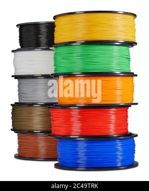 Filaments d'imprimante 3D multicolores sur fond blanc Banque D'Images