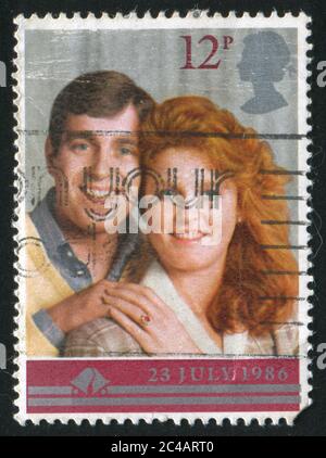 GRANDE-BRETAGNE - VERS 1986: Timbre imprimé par la Grande-Bretagne, montre mariage du prince Andrew et Sarah Ferguson, vers 1986 Banque D'Images