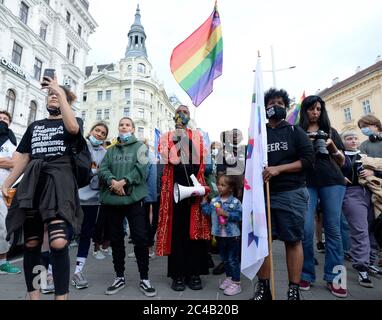 Vienne, Autriche. 25 juin 2020. 37e démonstration « c'est jeudi de nouveau ». La démonstration aura lieu au 'Vienna Pride Month' 2020. Crédit: Franz PERC / Alay Live News Banque D'Images