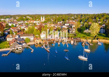 Serres de bateaux au lac de Starnberg, Tutzing, Fuenfseenland, vue aérienne, haute-Bavière, Bavière, Allemagne Banque D'Images