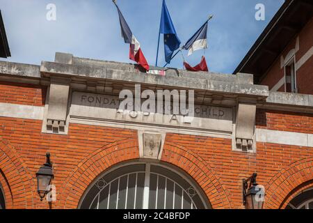 Entrée à l'ancien bâtiment de l'hôpital Rothschild de Paris 75012. Banque D'Images