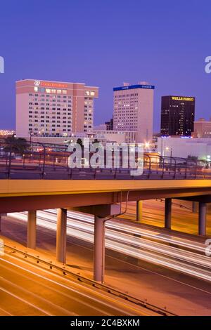 Interstate 10 et horizon d'El Paso, Texas, États-Unis Banque D'Images