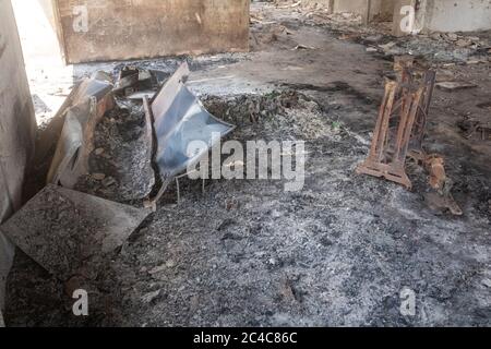 Foyer d'incendie au marché d'Oba à Benin City, État d'Edo, Nigeria Banque D'Images