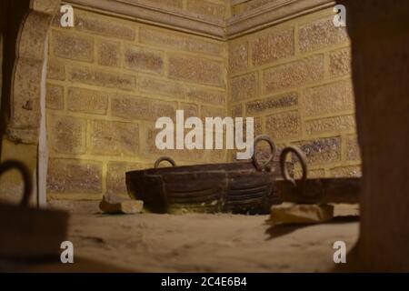 ustensiles en cuivre de la période mughal Banque D'Images