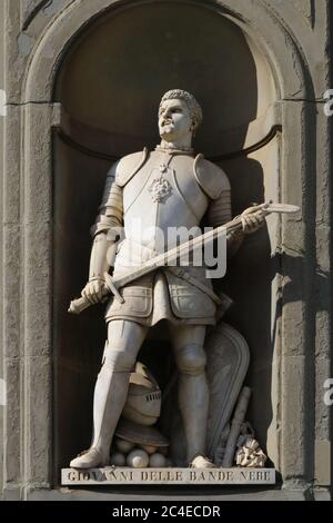 Statue de Giovanni dalle Bande Nere (Joseph des groupes noirs) Chef politique de la période de la Renaissance, Florence, Italie Banque D'Images