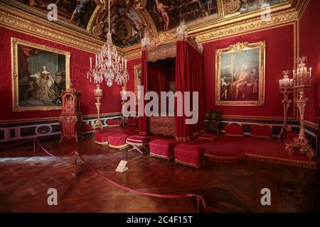 RÉOUVERTURE DU CHÂTEAU DE VERSAILLES APRÈS LE CONFINEMENT Banque D'Images