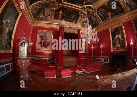 RÉOUVERTURE DU CHÂTEAU DE VERSAILLES APRÈS LE CONFINEMENT Banque D'Images