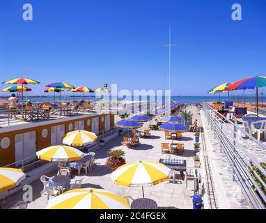 Vue sur la plage, Viareggio, province de Lucca, région Toscane, Italie Banque D'Images