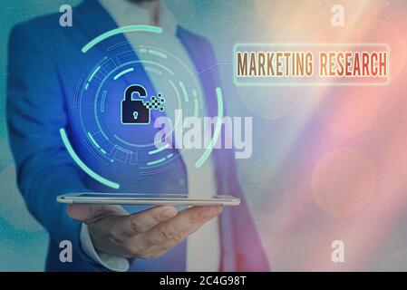 Recherche marketing sur l'écriture manuscrite. Processus conceptuel de photo de collecte et d'interprétation d'informations sur le cadenas Graphics pour l'information de données web Banque D'Images