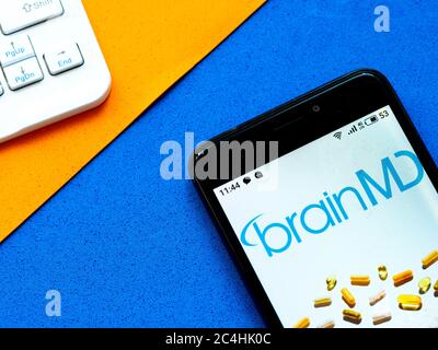 Dans cette illustration, le logo Brain MD est affiché sur un smartphone. Banque D'Images