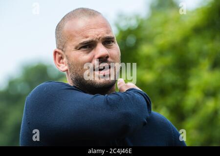 DOORN, PAYS-BAS - JUIN 27: Wesley Sneijder lors de sa présentation de livre le 27 juin 2020 à Doorn, pays-Bas Banque D'Images