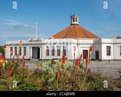 La salle de bal Beach, un bâtiment art déco situé sur le front de mer d'Aberdeen, en Écosse. Construit en 1926, c'est un bâtiment classé de catégorie B. Banque D'Images