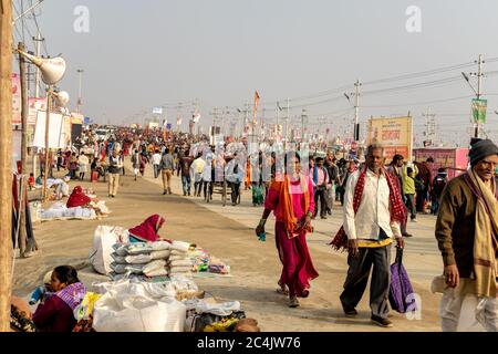 Kumbha Mela, Allahabad, Uttar Pradesh, Inde; 17-fév-2019; rues de Kumbh Banque D'Images